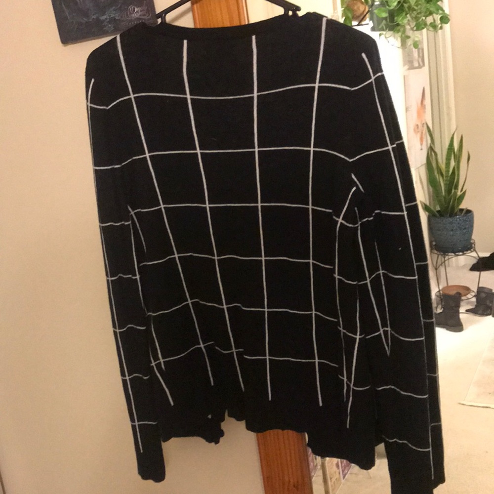 Square patterned sweater - Picture 2 of 3